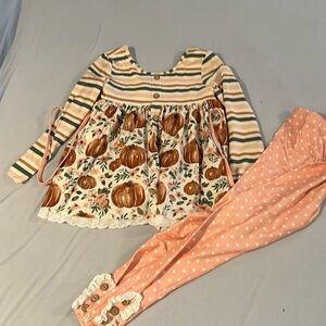 Cheeky plum pumpkins